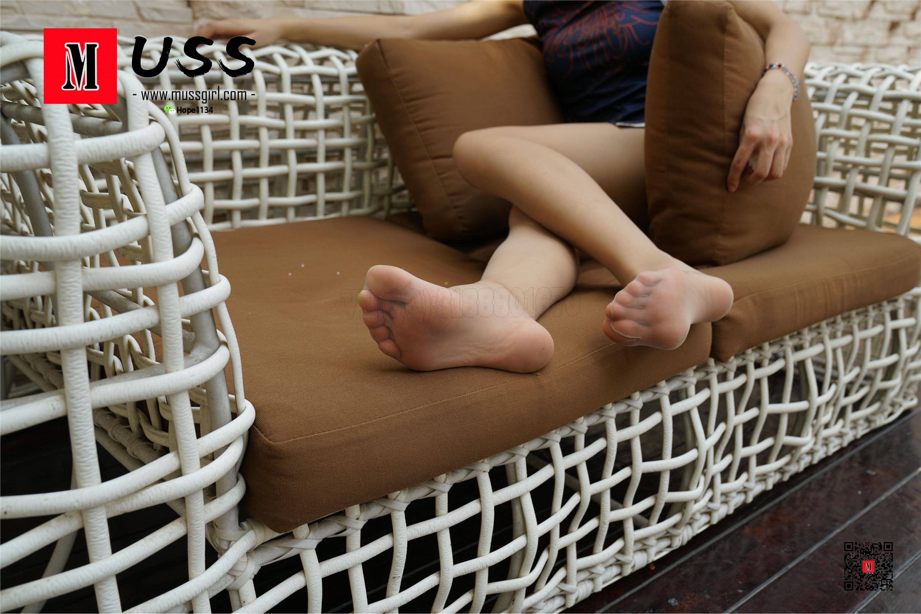 MussGirl慕丝女郎  NO.120 我不轻易露腿，因为我不想“生灵涂炭”《脚》